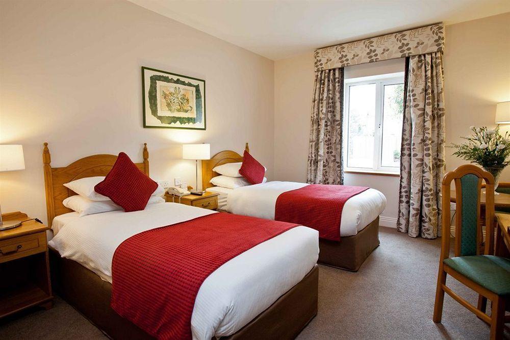Temple Gate Hotel Ennis Eksteriør bilde