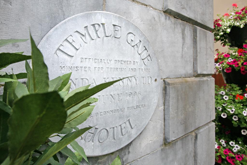 Temple Gate Hotel Ennis Eksteriør bilde