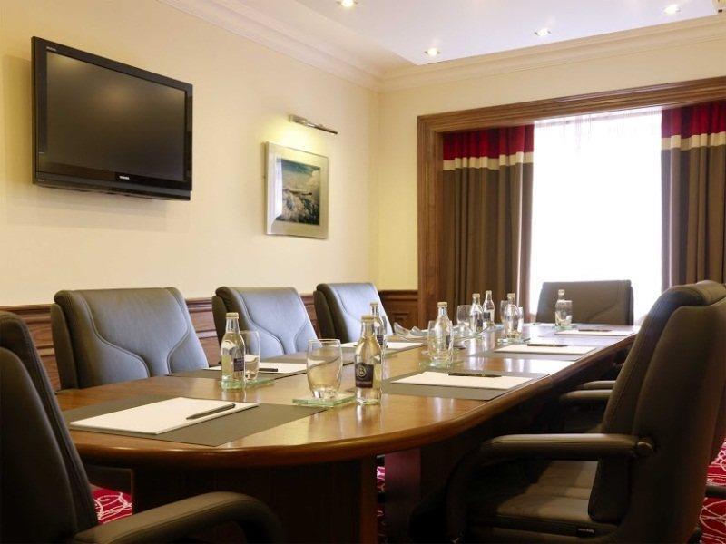 Temple Gate Hotel Ennis Eksteriør bilde