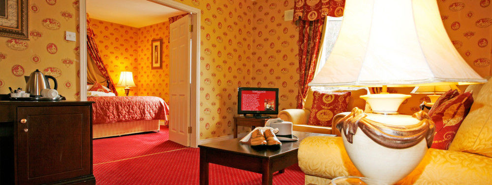 Temple Gate Hotel Ennis Eksteriør bilde