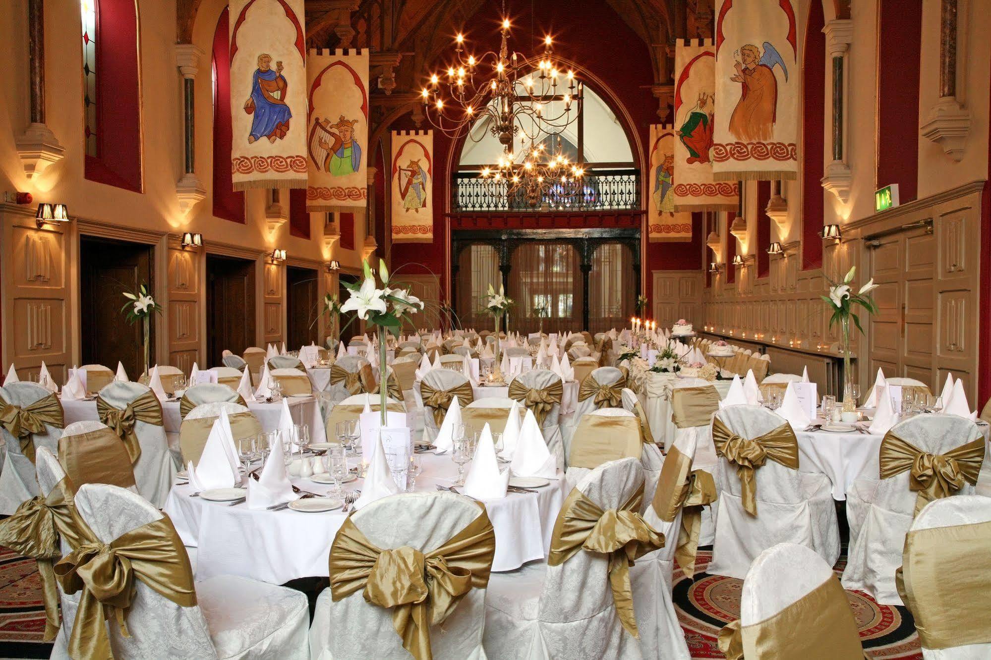 Temple Gate Hotel Ennis Eksteriør bilde