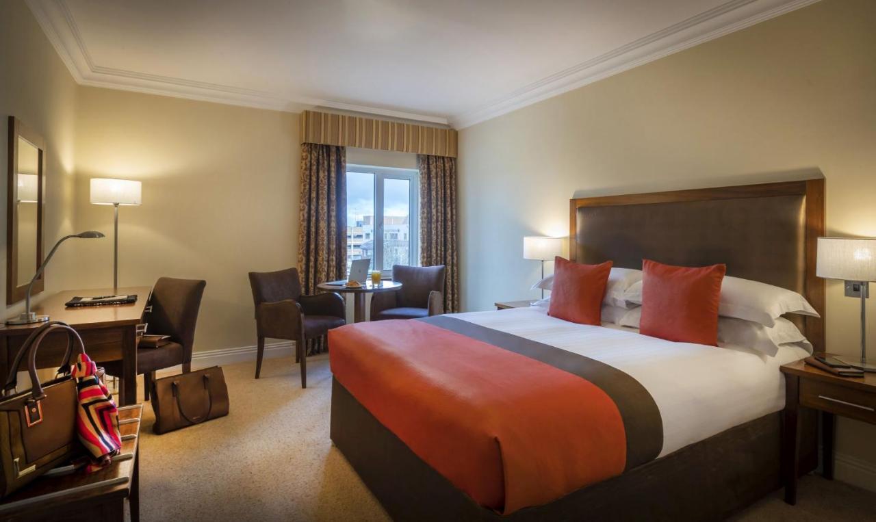 Temple Gate Hotel Ennis Eksteriør bilde